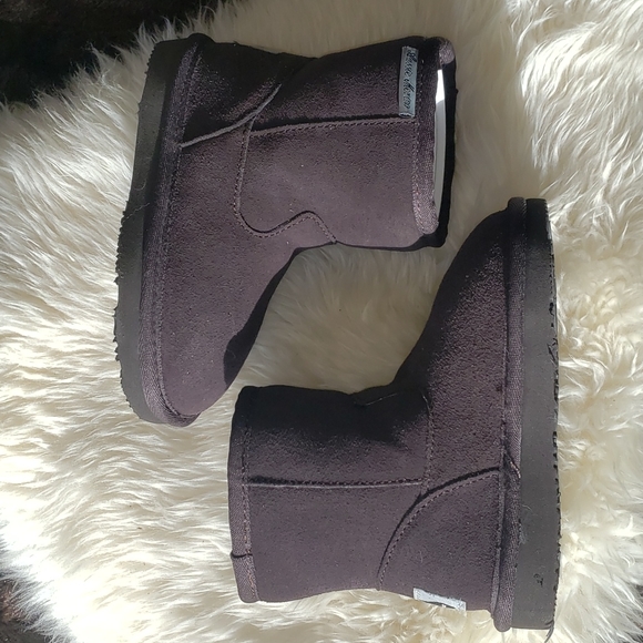 Aussie Merino Chocolate Brown Suede slip on Bootie K9 Nwot - Picture 7 of 12